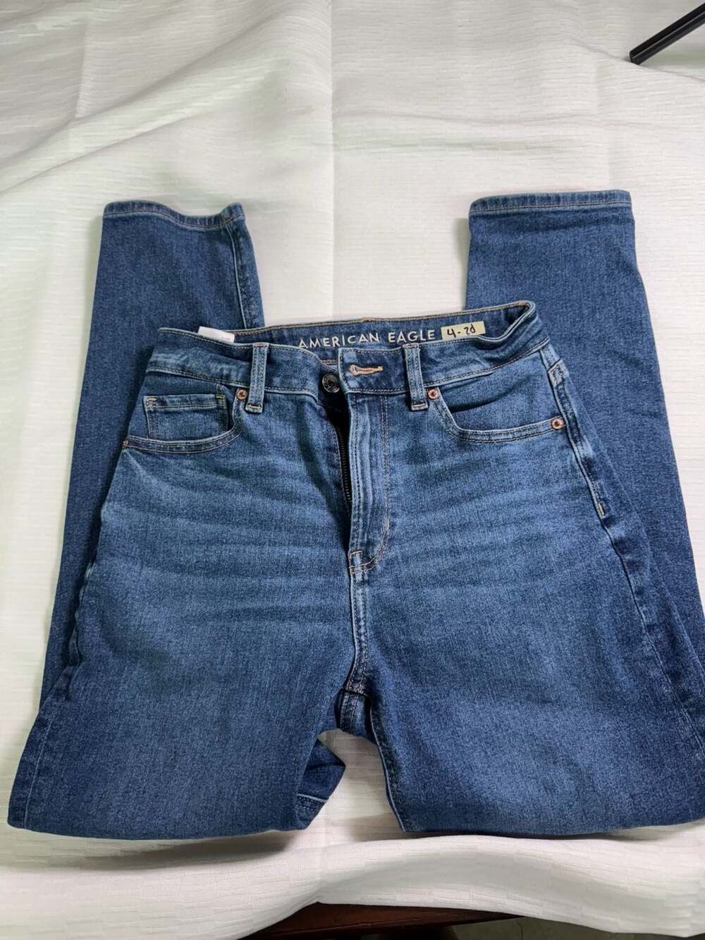 American Eagle Mom Jean Size 2 Short